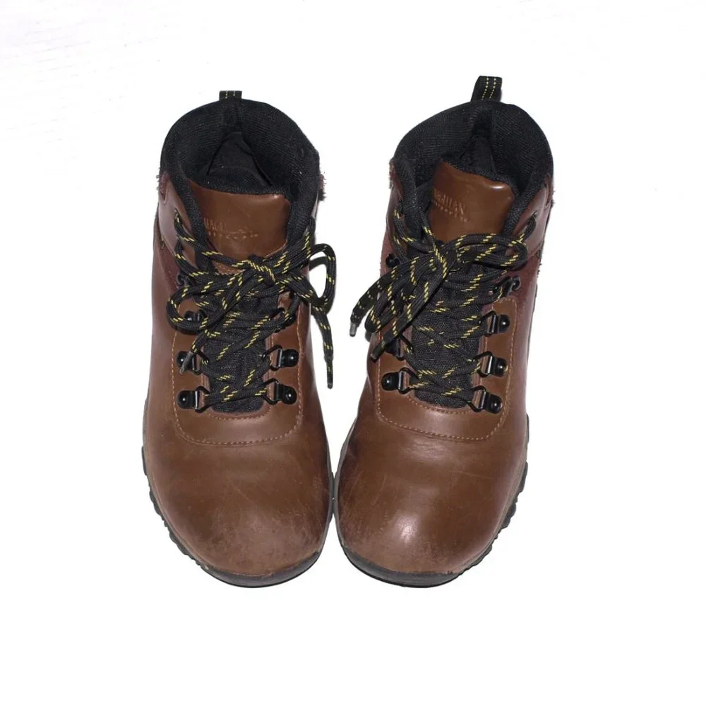 Boys Brown Magellan Outdoors Waterproof Boots Size 5 D